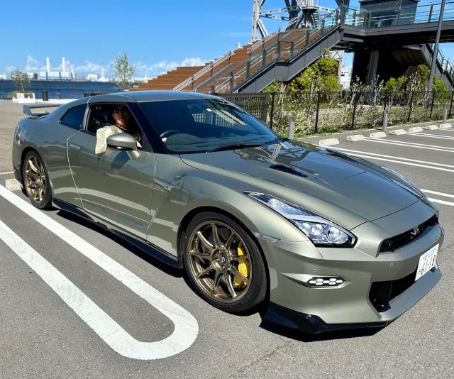 We test drive a Nissan GT-R Premium Edition T-spec in Japan ...