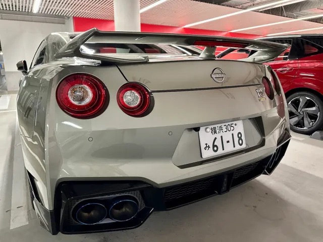 We Test Drive A Nissan Gt-r Premium Edition T-spec In Japan 