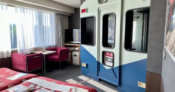 日本のホテルの部屋に泊まろう…車内は電車付き！  – SoraNews24 -日本のニュース-
