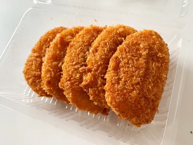 Tokyo bento shop sells croquettes…for just one yen!