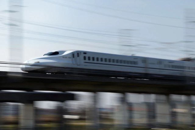Nozomi Shinkansen bullet train abolishes low-priced unreserved tickets during peak travel seasons