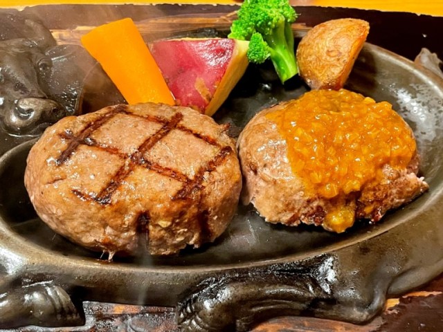 Four tips for eating the Fist Hamburger Steak at Japan’s legendary restaurant Sawayaka