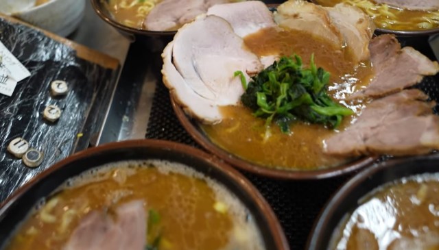 Ramen restaurant offers free ramen for the rest of your life for 300,000 yen
