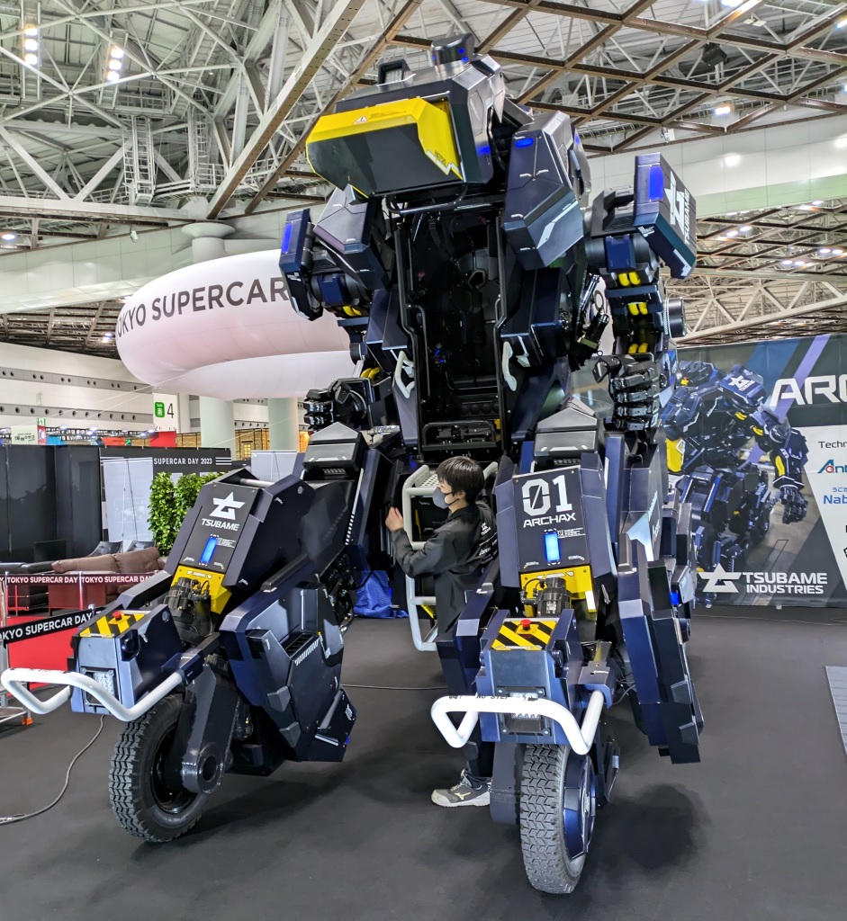 Giant pilotable robot appears at Japan Mobility Show, stirs our mecha ...