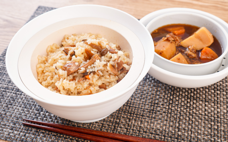 New Japanese bowlshaped donburi rice cooker cooks rice and toppings at