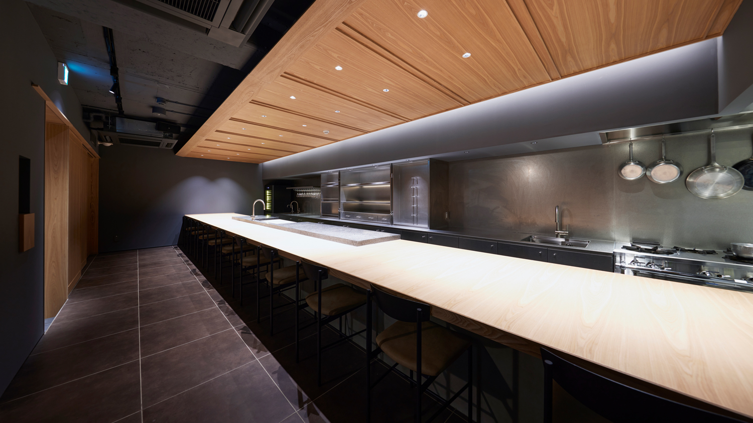 New Ginza sushi bar offers 21-piece omakase course for just US$60 ...