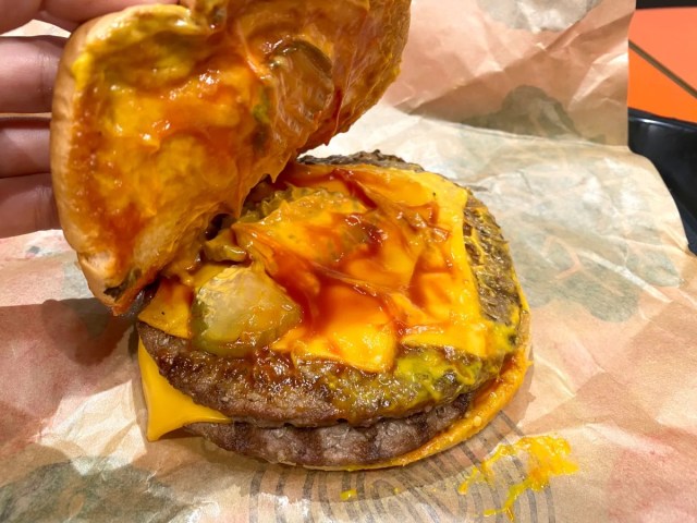 Burger King Japan's new Ninniku Garlic Burger does not live up to the hype