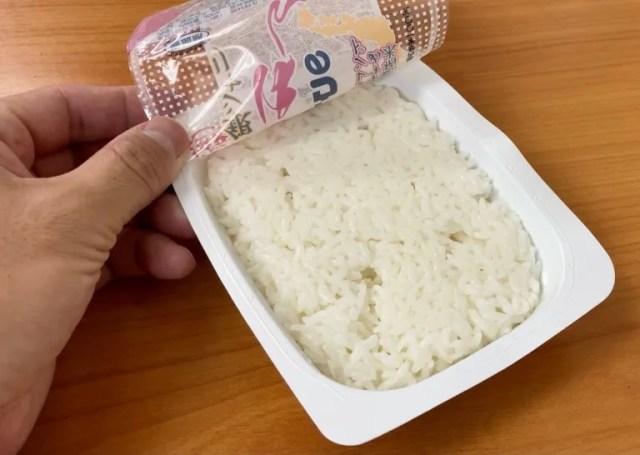 How much more expensive is it to use microwave rice packs instead of cooking/freezing your own?