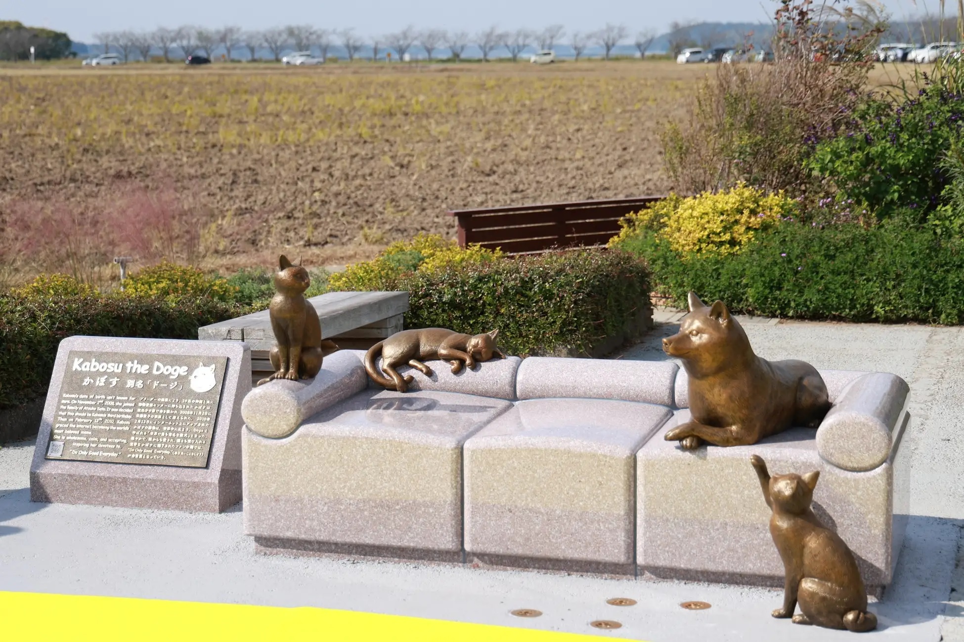 Japan creates public monument to original doge meme dog in her home ...