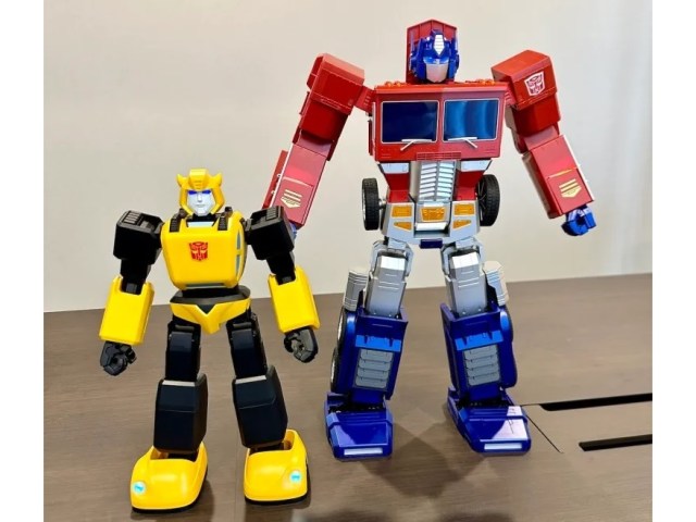 New and improved self-transforming Transformer toys fight, dance, and are overall awesome【Videos】