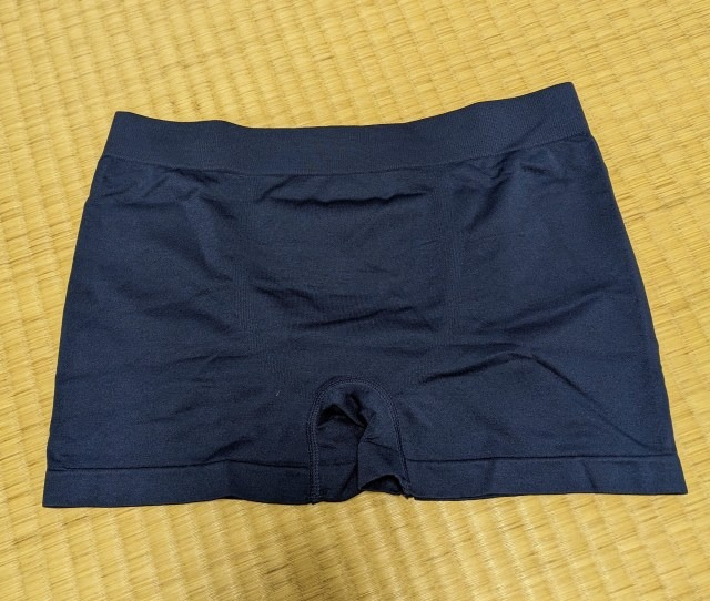 Mr. Sato tries his luck with a lucky bag of mystery underwear ...