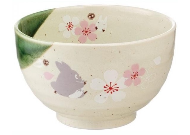 Sakura Totoro tableware arrives in stores just in time for sakura
season【Photos】