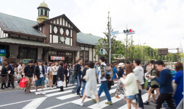 Harajuku Station’s beautiful old wooden building is set to return, with a new complex around it