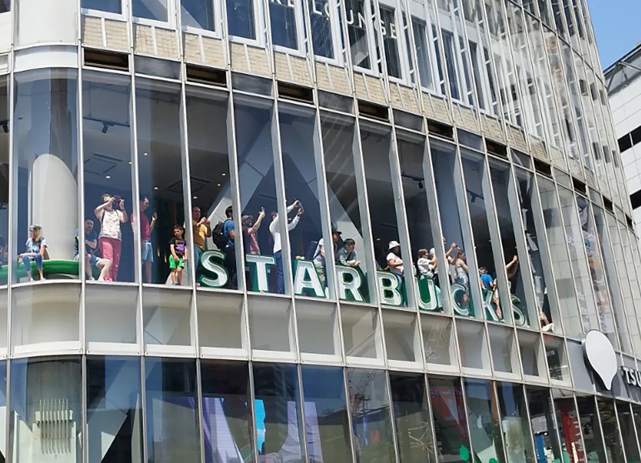 Starbucks at Shibuya Scramble Crossing reopens, but is it really bigger ...