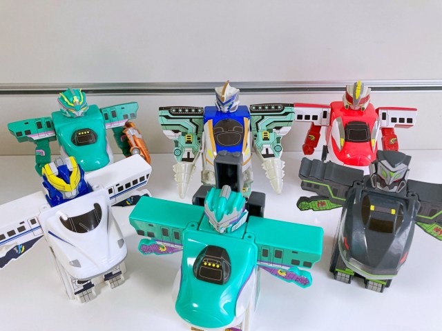 McDonald’s Happy Meals in Japan now come with Shinkansen robots
