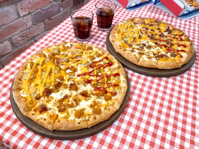 Domino’s Japan releases new cheeseburger pizzas, but do they really taste like burgers?