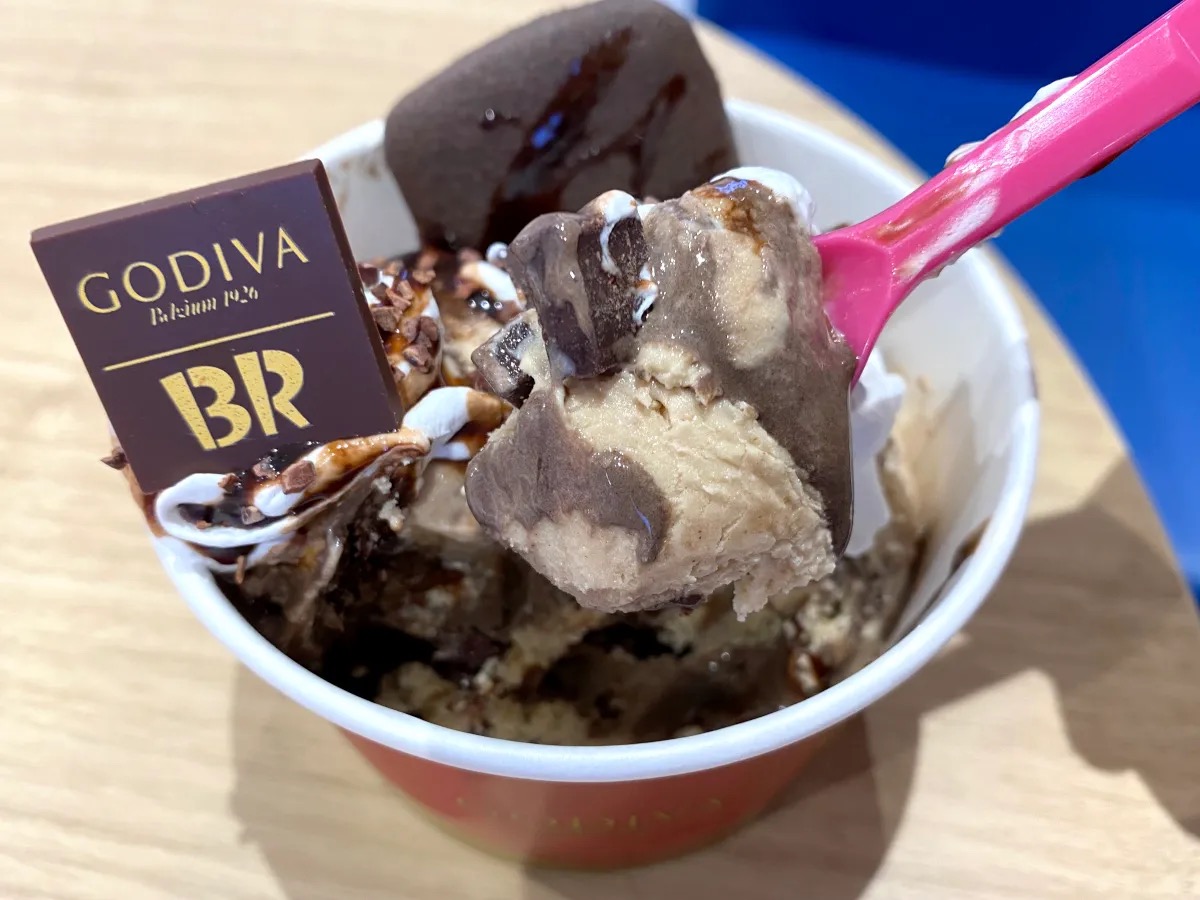 Does the new Godiva x Baskin-Robbins Japan ice cream collaboration
