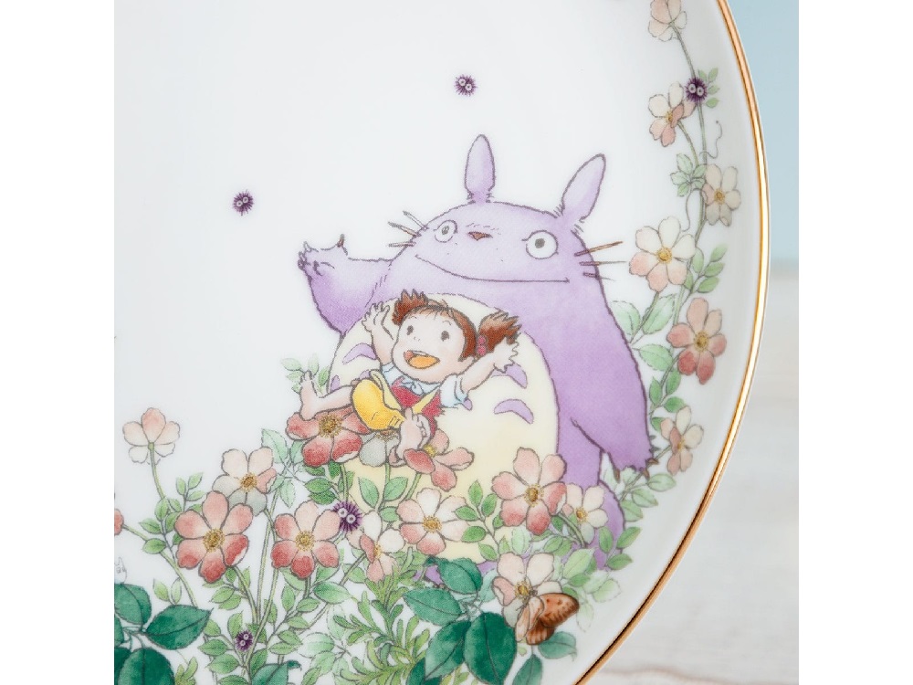 Totoro ceramic dishware will have your kitchen looking Ghibli