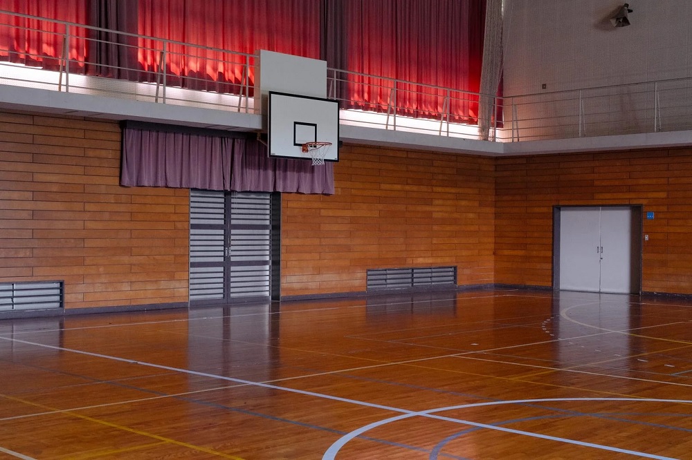 Japanese city ending extracurriculars in middle schools.