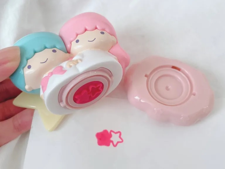New Sanrio Little Twin Stars Kiki and Lala McDonald's Happy Meal