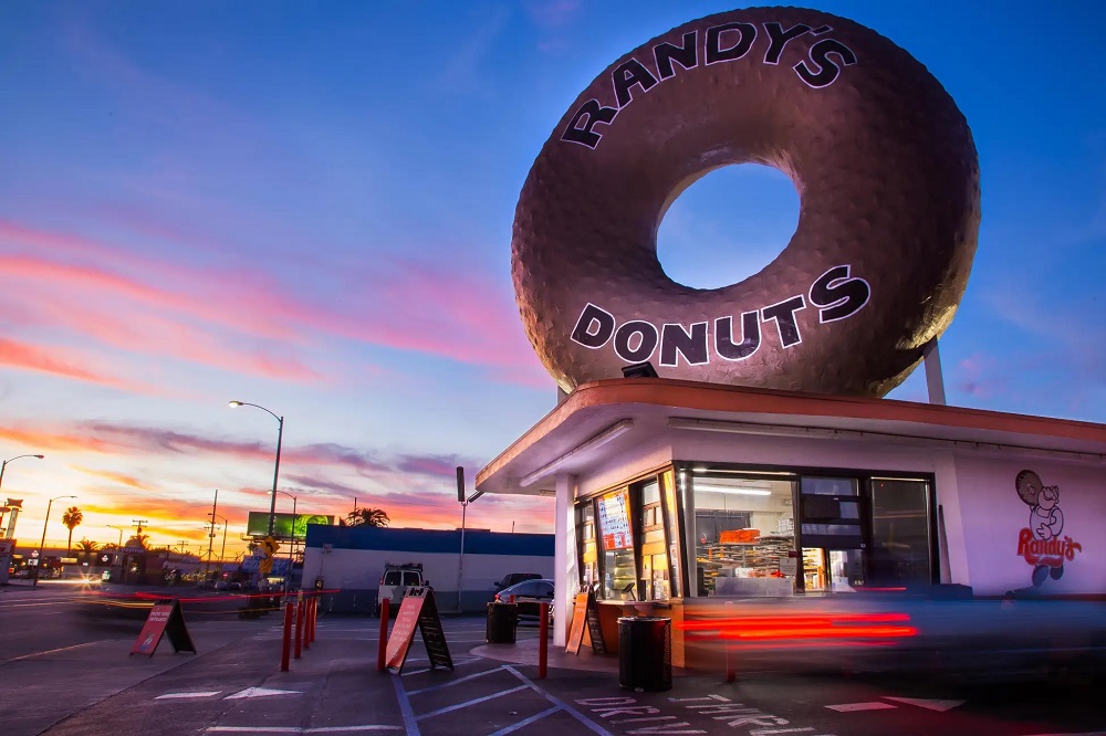 Randy’s Donuts opening in Japan!