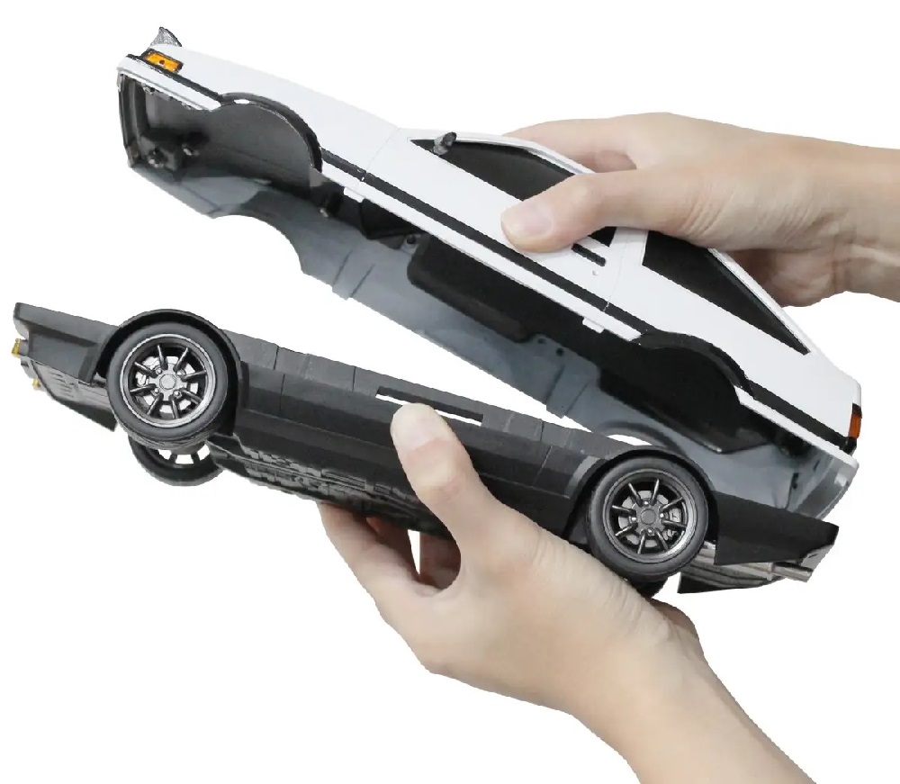 Initial D wet wipe cases and bento boxes drift into Japan