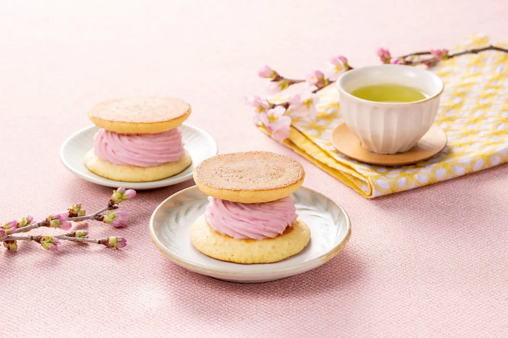 7-Eleven Japan's sakura sweets show cherry blossom beauty can be 7-Eleven Japan's sakura sweets show cherry blossom beauty can be