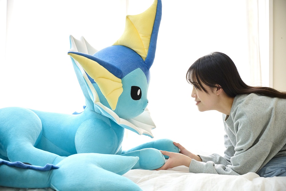 等身大　シャワーズ ぬいぐるみ Life Size Vaporeon 等身大 シャワーズ ぬいぐるみ Life Size Vaporeon - メルカリ