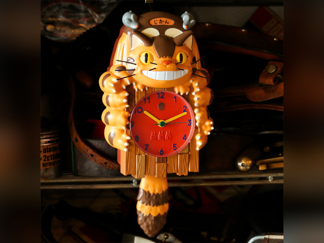 Catbus clock from Studio Ghibli keeps an eye on the time…and on