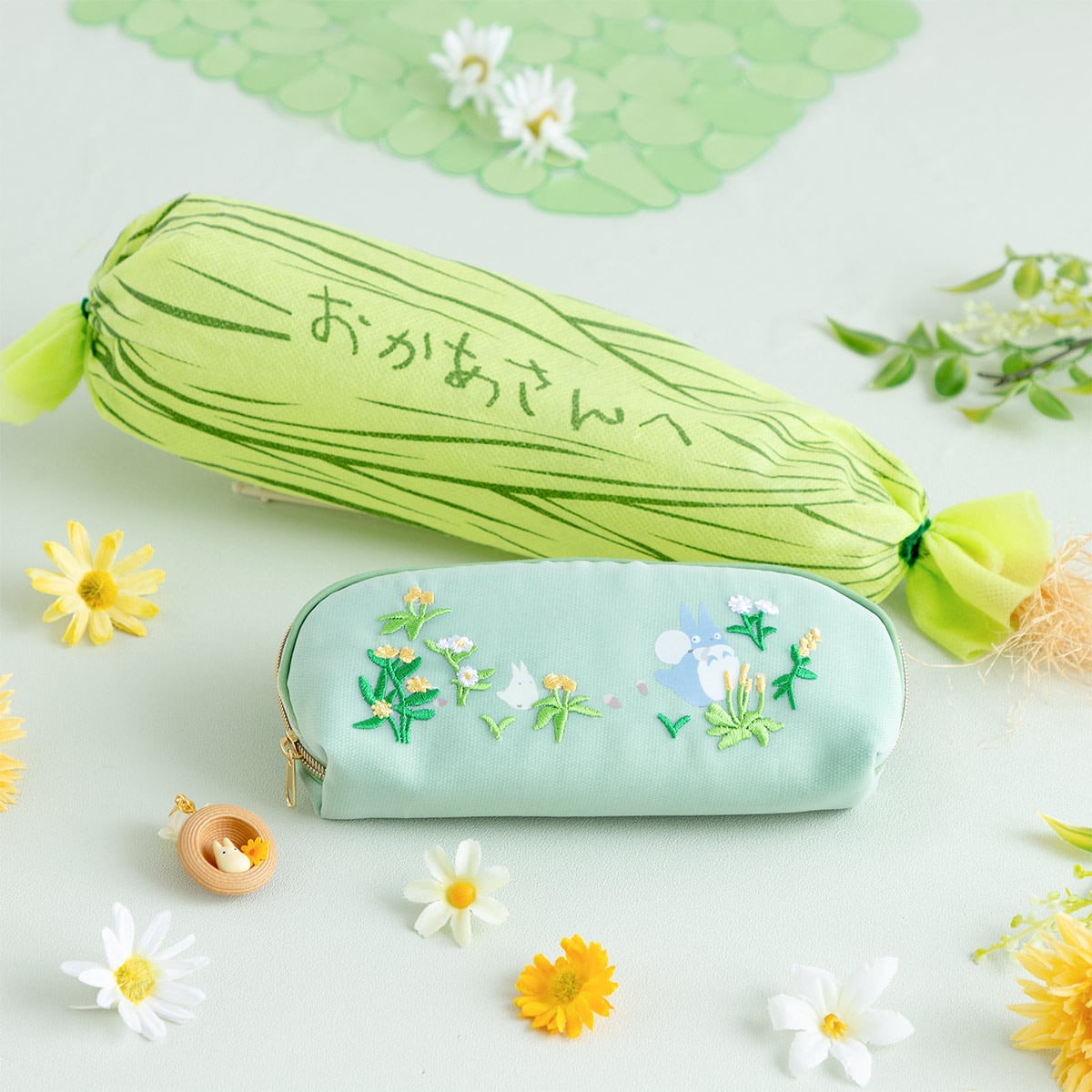 Studio-Ghibli-My-Neighbor-