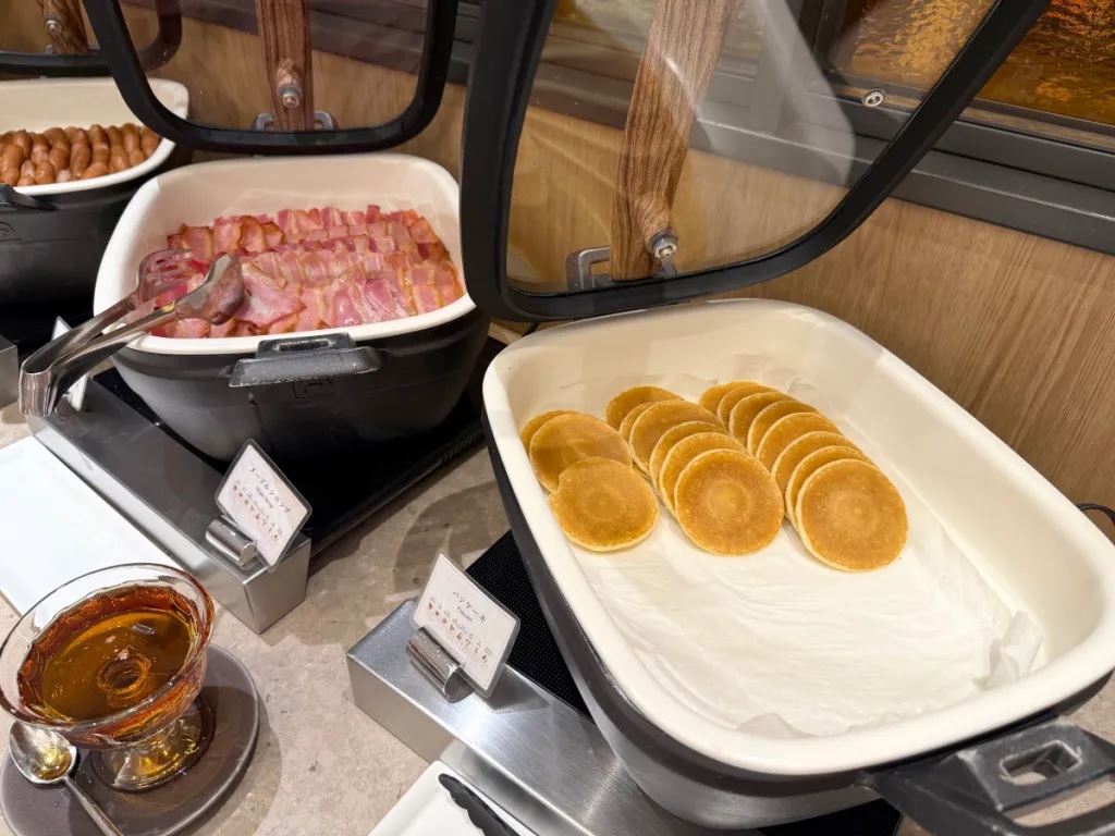 Made-to-order onigiri rice ball hotel breakfast buffet in Tokyo is open ...