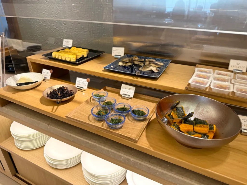 Made-to-order onigiri rice ball hotel breakfast buffet in Tokyo is open ...