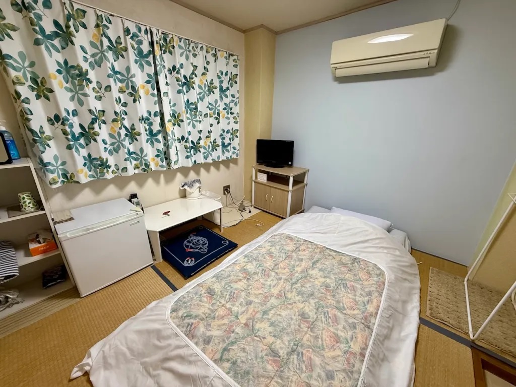 Staying at this Tokyo budget hotel feels like visiting your Japanese grandma’s house