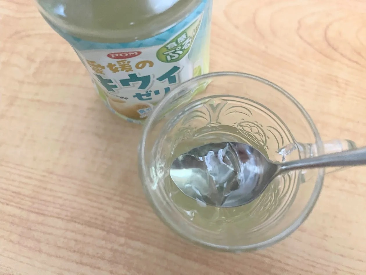 Unusual vending machine in Akihabara sells drinks you won't find