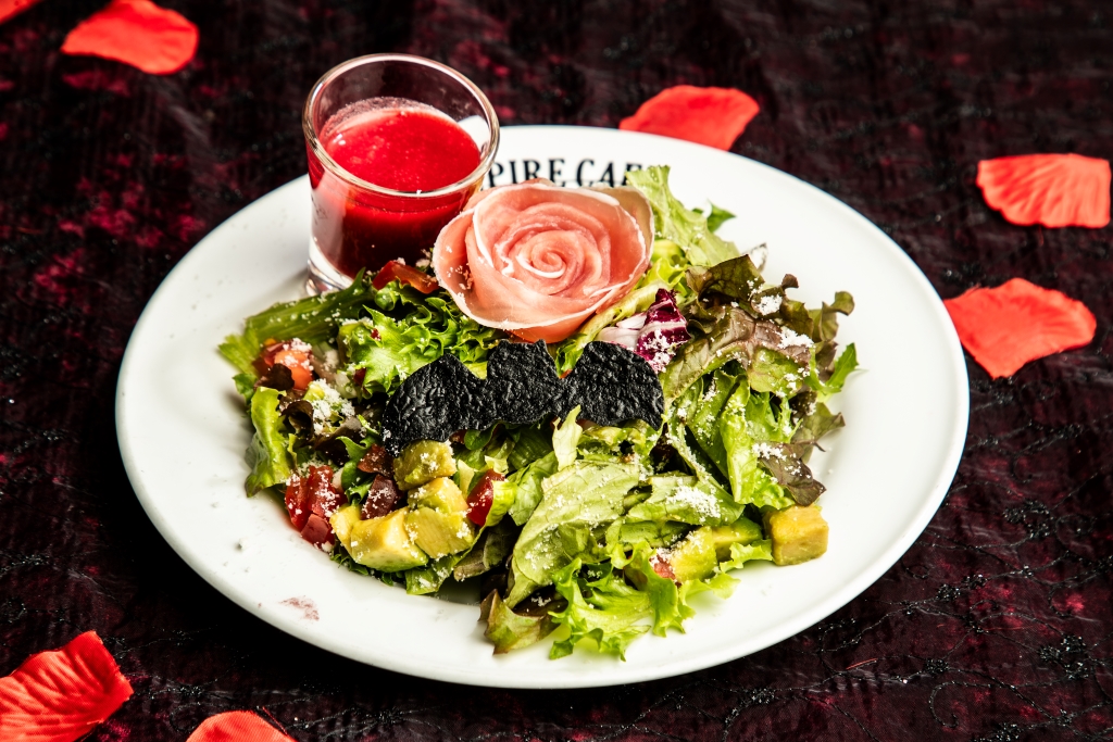 Ginza's Vampire Cafe offering special food and drink in honor of
