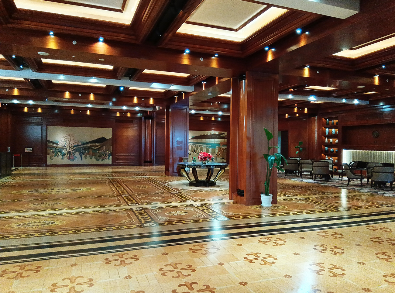 We visited a “terrible” Japanese hot spring hotel near Narita