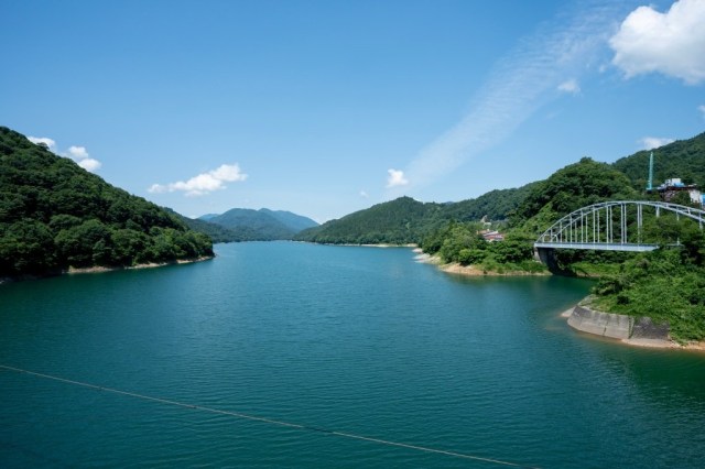 It’s a great time to crack open some fossils in Ono City, Fukui Prefecture It’s a great time to crack open some fossils in Ono City, Fukui Prefecture