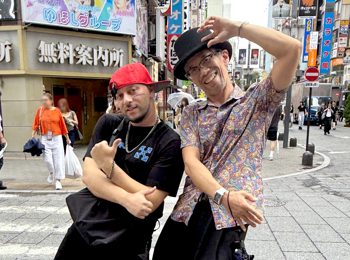 What happened when pose maestro Julio Janpierre met Mr Sato in Tokyo