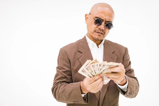 Rent-a-scary person company appears in Japan, seems an awful lot like a straight-up gang Rent-a-scary person company appears in Japan, seems an awful lot like a straight-up gang