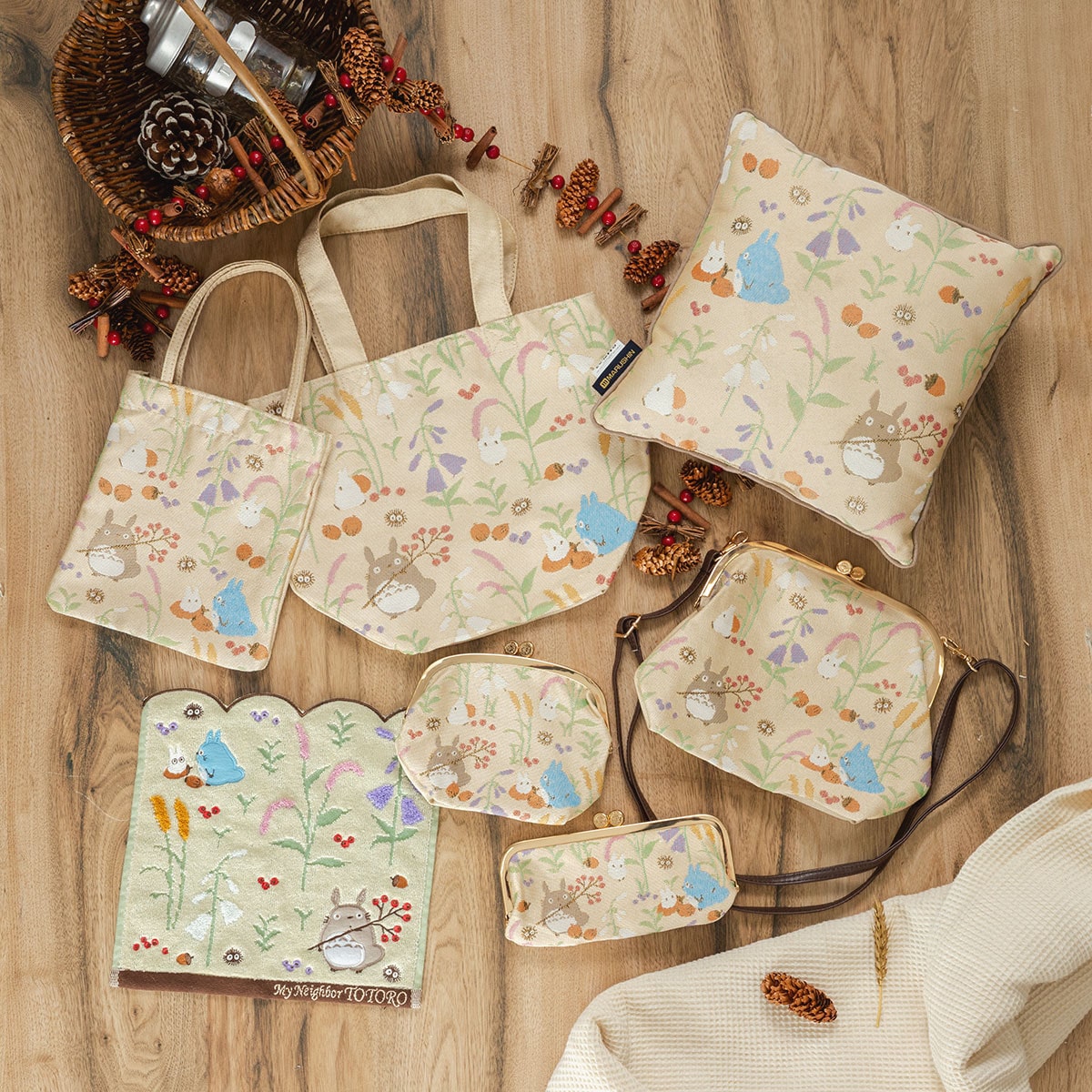 ファッション雑貨 totoro My Neighbour Totoro kimono coat sells out as soon as it's released