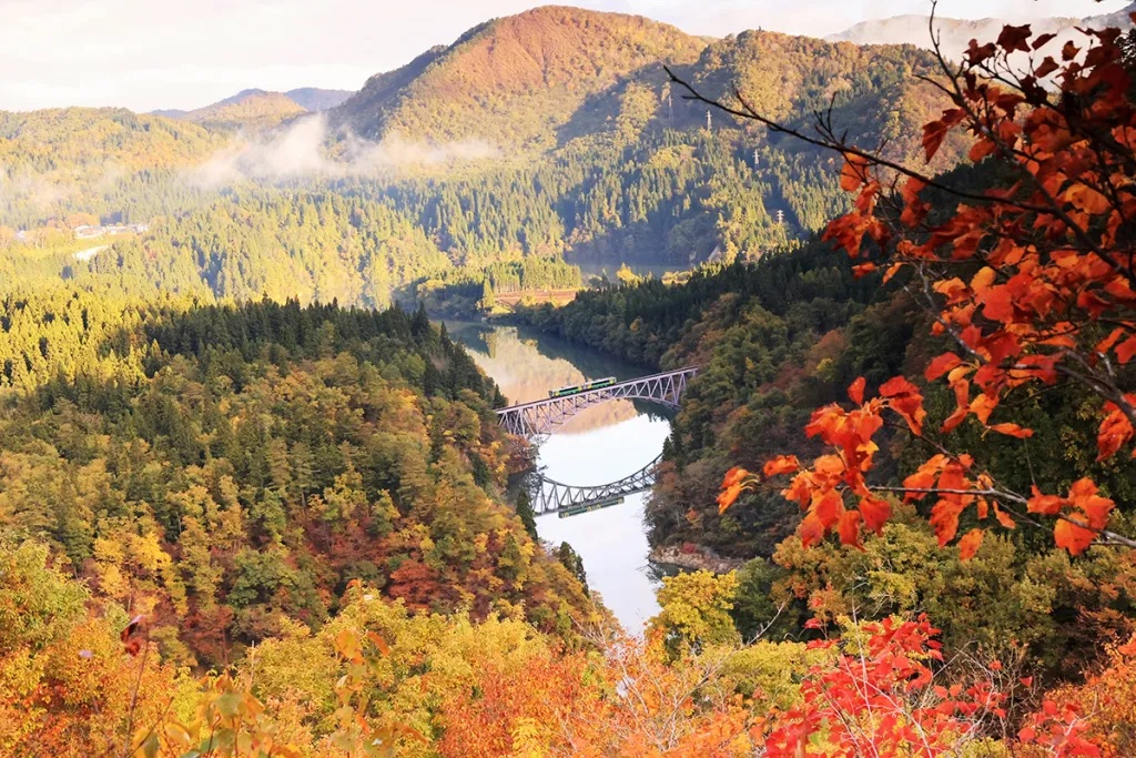 10 great autumn Japan travel spots for fall colors and retro atmosphere ...