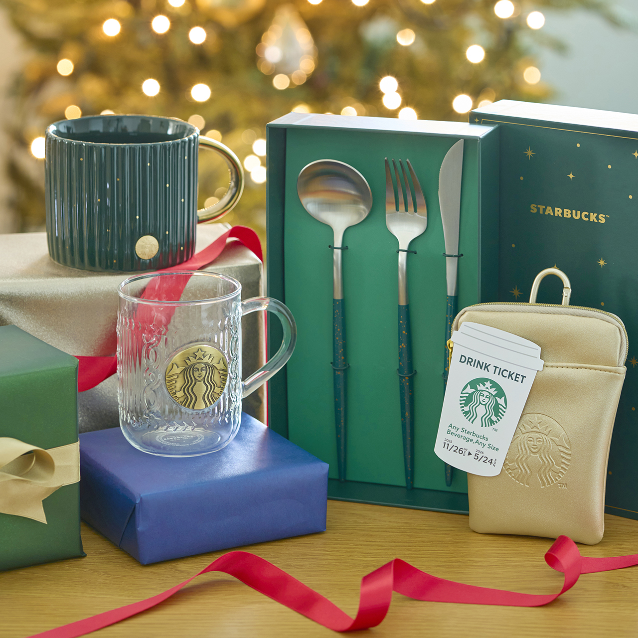 Starbucks Japan unveils new Christmas goods and a rhinestone
