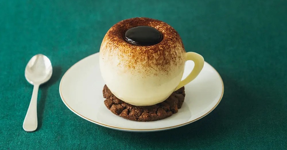 Tokyo Station’s ultra-rare cakes look, and taste, like a cup of coffee
