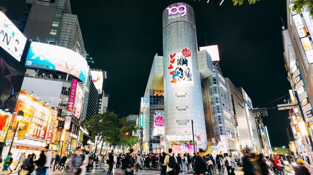 Tokyo adding new anti-littering fines in Shibuya and Harajuku, will require more trash cans too Tokyo adding new anti-littering fines in Shibuya and Harajuku, will require more trash cans too