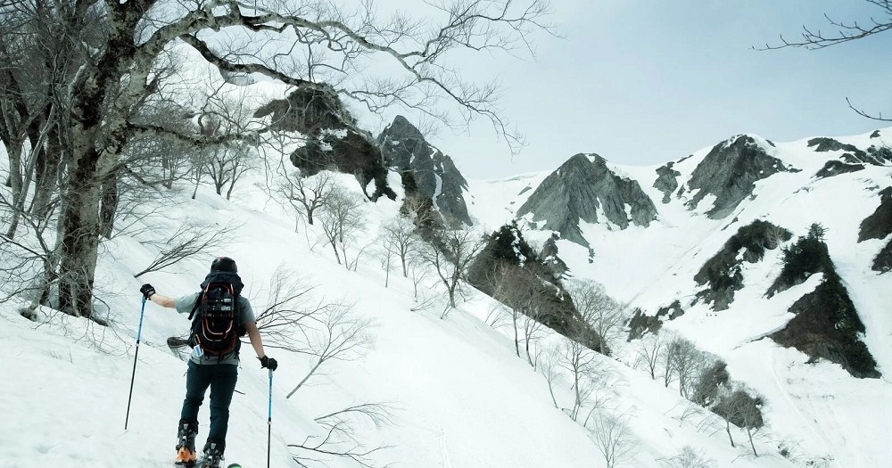 Foreigners accounting for over 80 percent of off-course skiers needing rescue in Japan’s Hokkaido