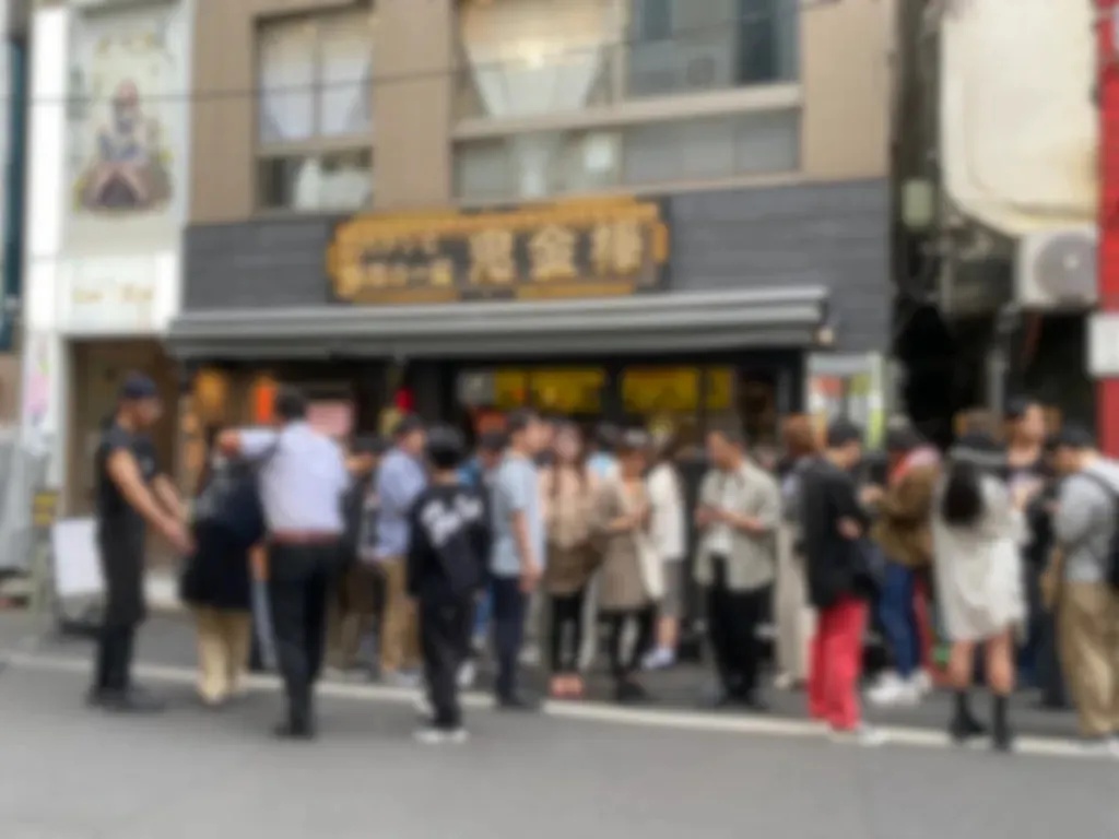 Is a snow day the perfect day to beat the crowds at a popular ramen restaurant? [Experiment]