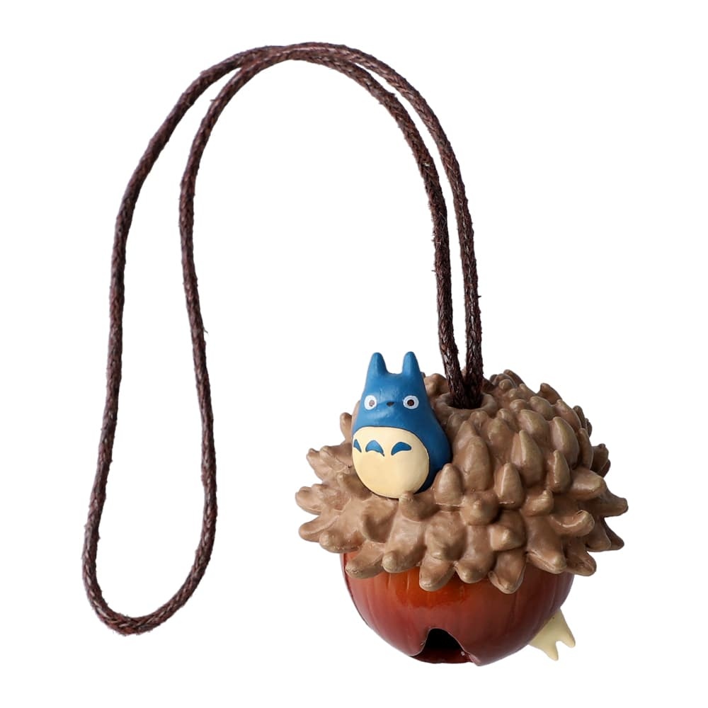 Adorable Totoro acorn key holders come with a special guest hidden