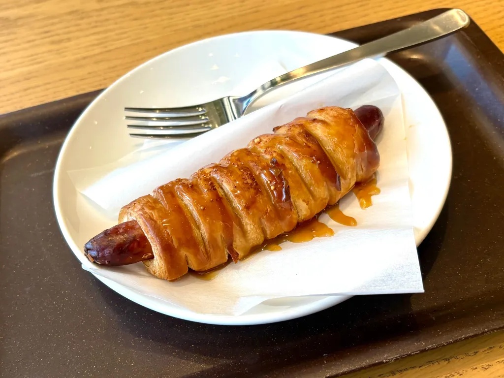 Secret Starbucks sausage customization sparks sweet joy in Japan[Taste test]
