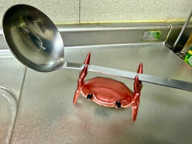 Is Japan's Crab-shaped Cup Ramen Timer worth the hype