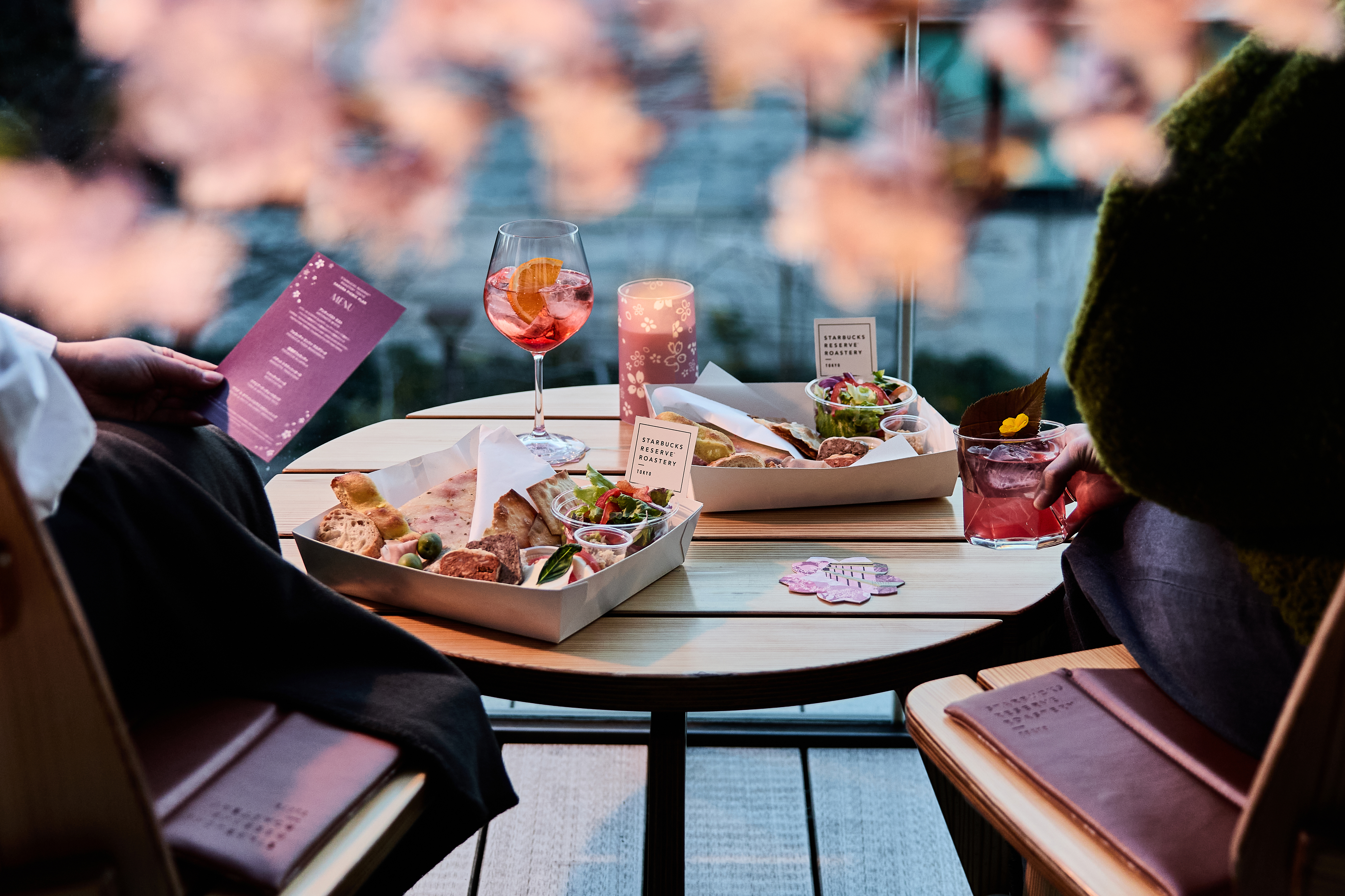 Starbucks Japan offers special sakura picnics at Reserve Roastery